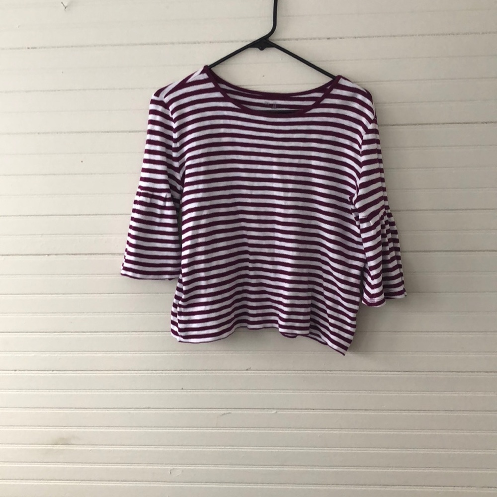 Flare sleeve shirt